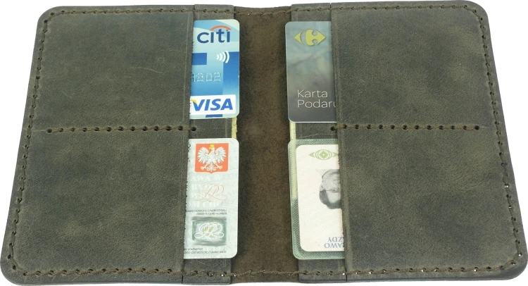 Hand_Sewn_Wallet_31.jpg