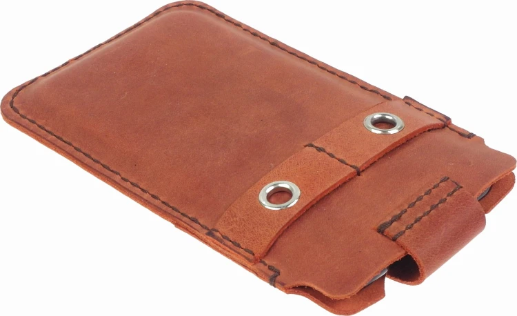 Vertical_Neck_Pouch_05.jpg
