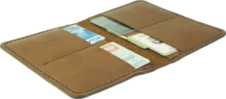 Hand_Sewn_Wallet_43.jpg